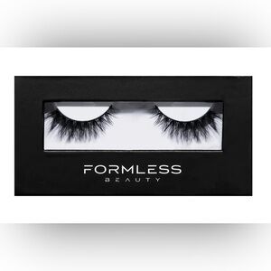 Formless Beauty Eyelashes